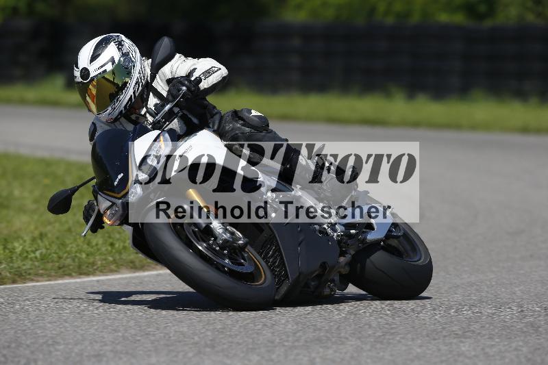 /Archiv-2024/29 12.06.2024 MOTO.CH Track Day ADR/Gruppe rot/26-1